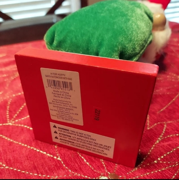 Santa Nutcracker with Bag in Green by H for Happy™ 14-Inch BNWT SO Retired - Picture 5 of 6
